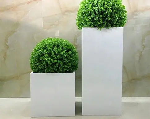 新しい北欧風大型室内フラワーポット、モダンミニマリストアルミ - Indoor Plants のレビューと価格